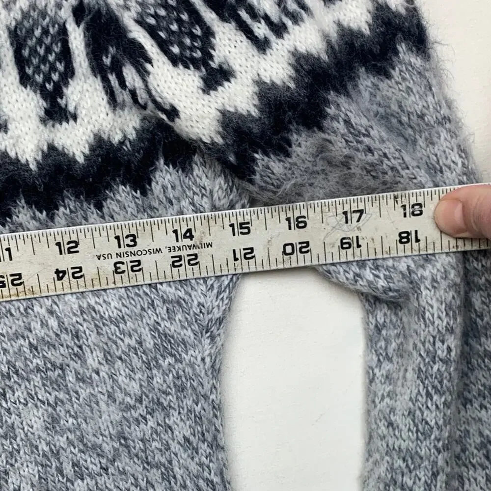None cozy gray